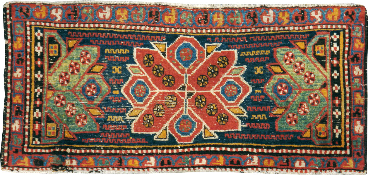 Antique Persian Northwest Rug, No.10003 - Galerie Shabab