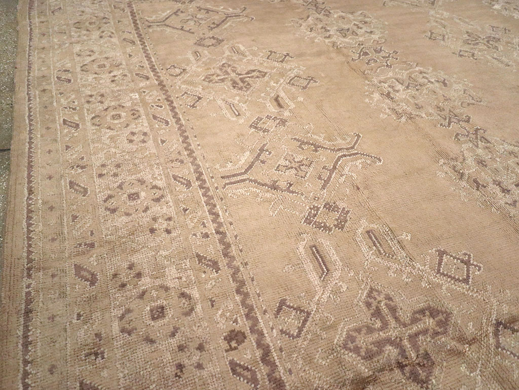 Vintage Turkish Oushak Carpet, No.10034 - Galerie Shabab