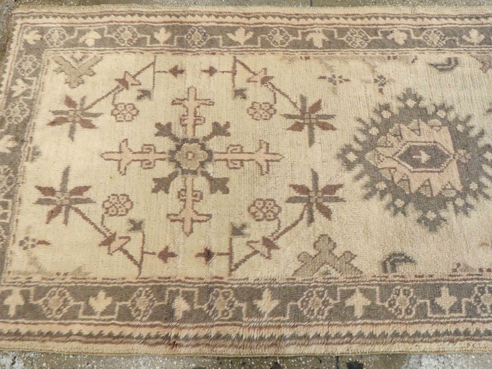 Antique Turkish Oushak Runner, No.10263 - Galerie Shabab
