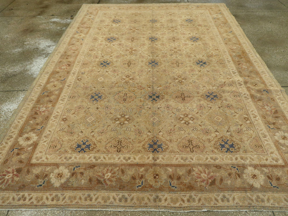 An Oushak Carpet, No.10630 - Galerie Shabab