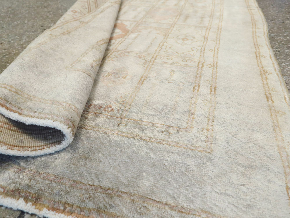 A Sivas Carpet, No.10789 - Galerie Shabab