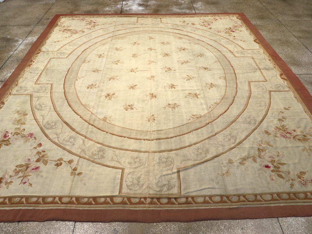 Antique French Aubusson Carpet, No.10892 - Galerie Shabab