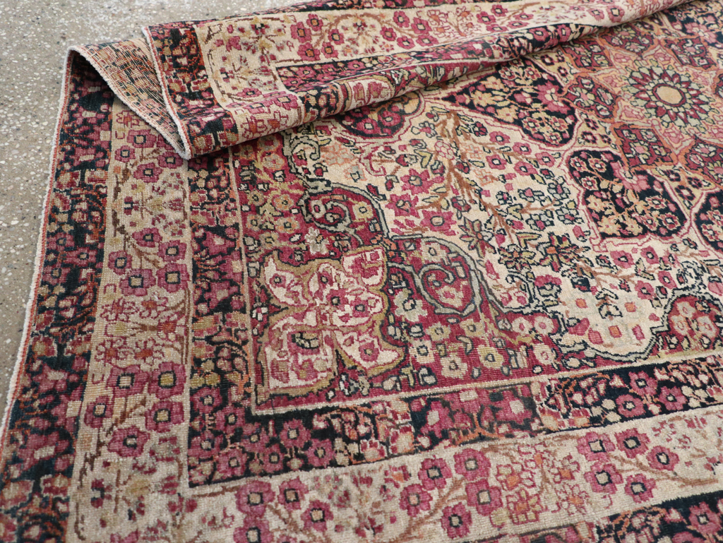 Antique Persian Lavar Kerman Rug, No.11251 - Galerie Shabab