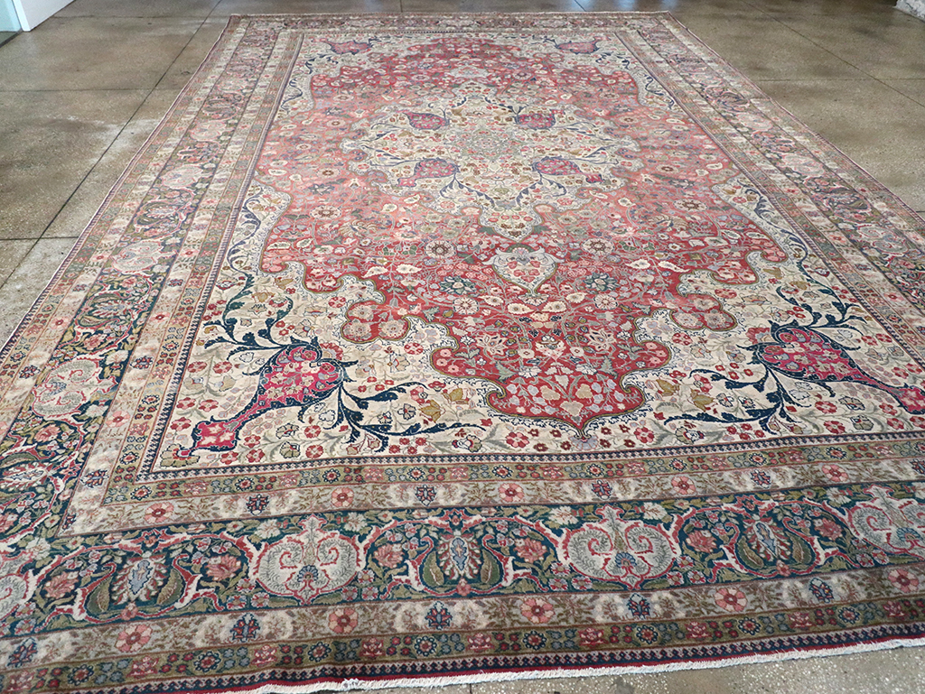 Antique Persian Tabriz Carpet, No.11514 - Galerie Shabab