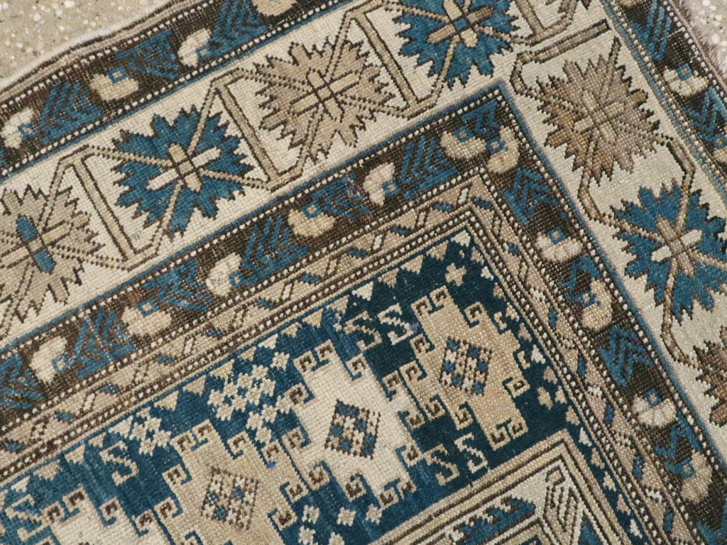 Antique Caucasian Shirvan Rug, No.11616 - Galerie Shabab