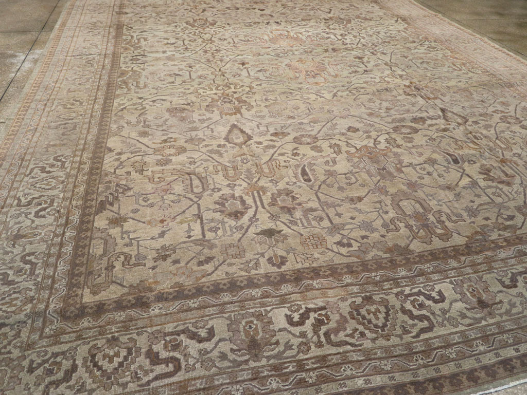 A Oushak Carpet, No.11655 - Galerie Shabab