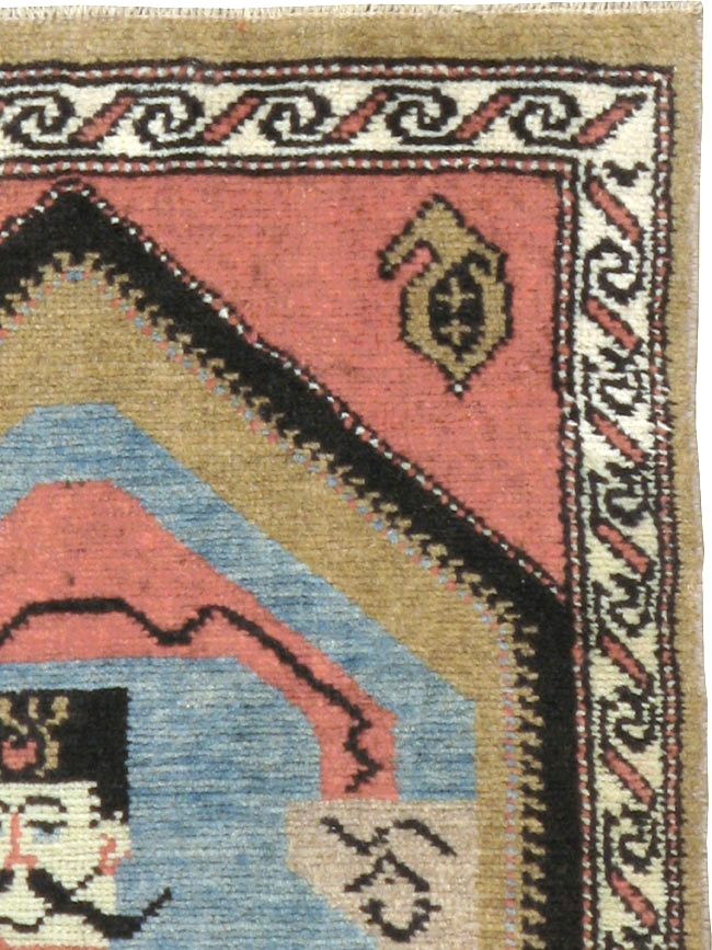 Antique Hamadan Pictorial Rug (Pair: 2 of 2), No.12189 - Galerie Shabab