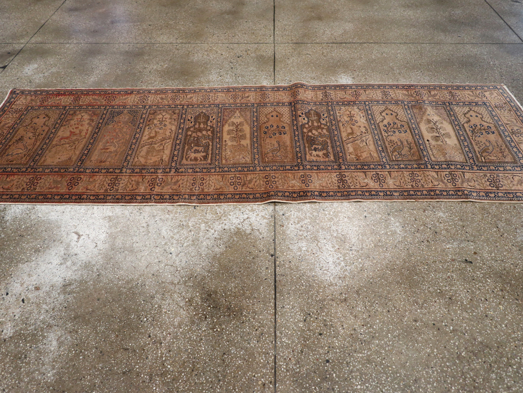 Vintage Turkish Sivas Runner, No.12460 - Galerie Shabab