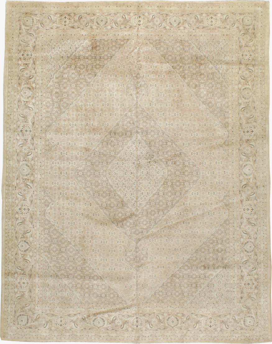 Antique Persian Tabriz Rug, No.12727 - Galerie Shabab