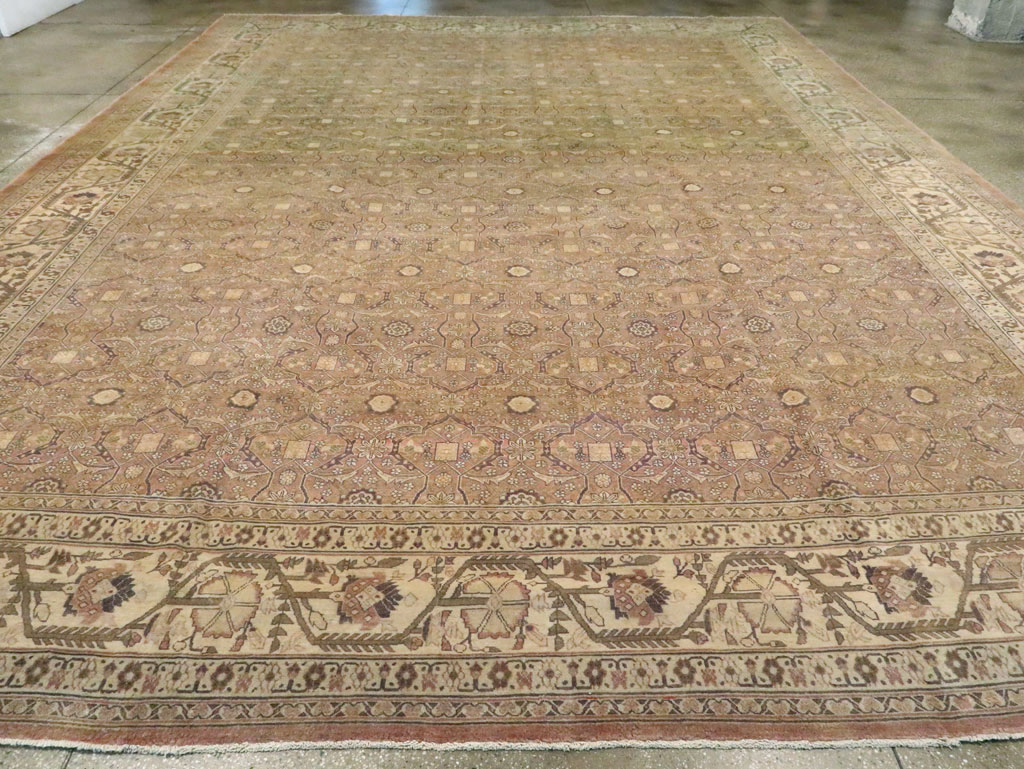 Antique Persian Tabriz Rug, No.12939 - Galerie Shabab