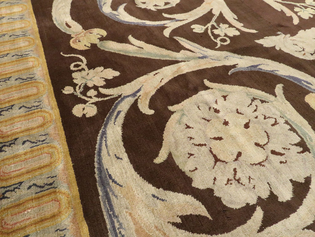 Antique French Savonnerie Carpet, No.13648 - Galerie Shabab