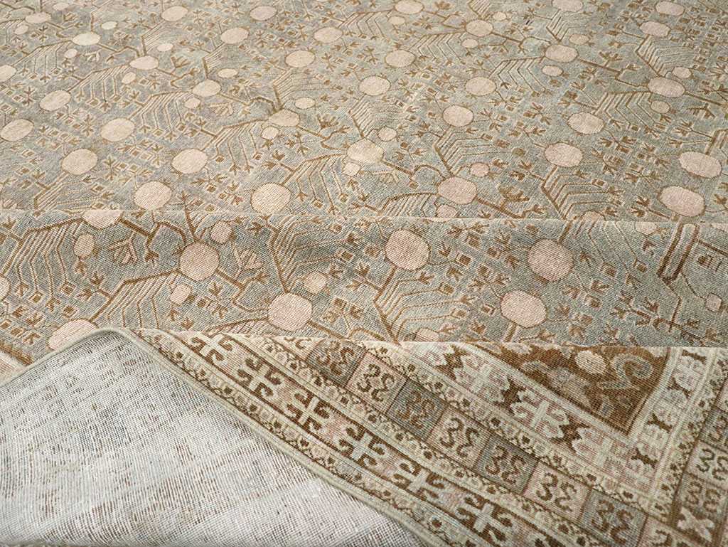 Antique East Turkestan Khotan Large Carpet, No.13828 - Galerie Shabab