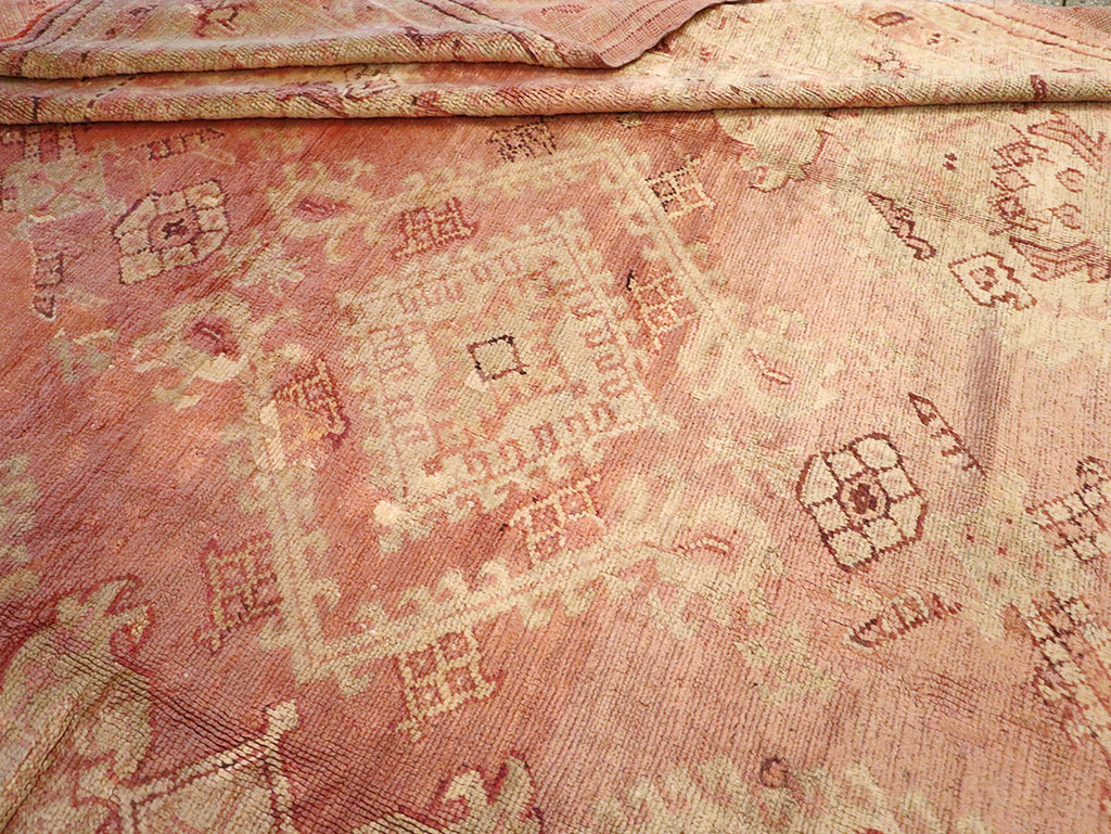 Antique Turkish Oushak Carpet, No.14106 - Galerie Shabab