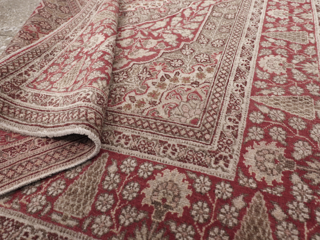 Antique Persian Tabriz Rug, No.14232 - Galerie Shabab