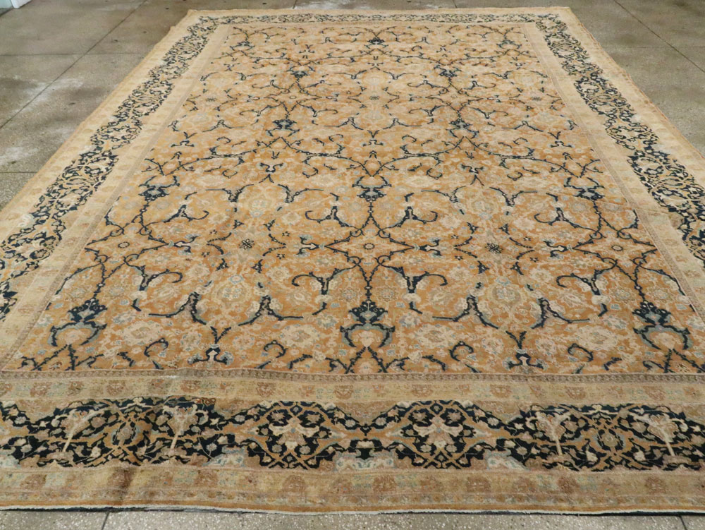 Antique Persian Tabriz Carpet, No.14568 - Galerie Shabab