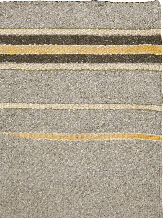 Vintage European Flatweave Kilim Throw Rug, No.14949 - Galerie Shabab