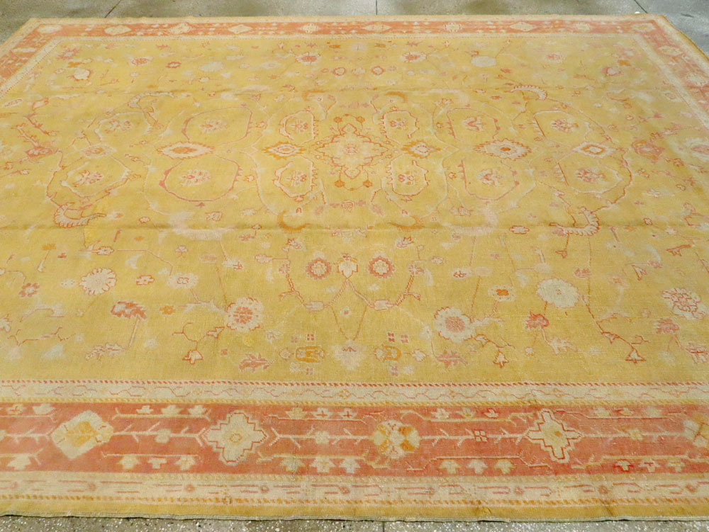 Antique Turkish Oushak Carpet, No.15526 - Galerie Shabab