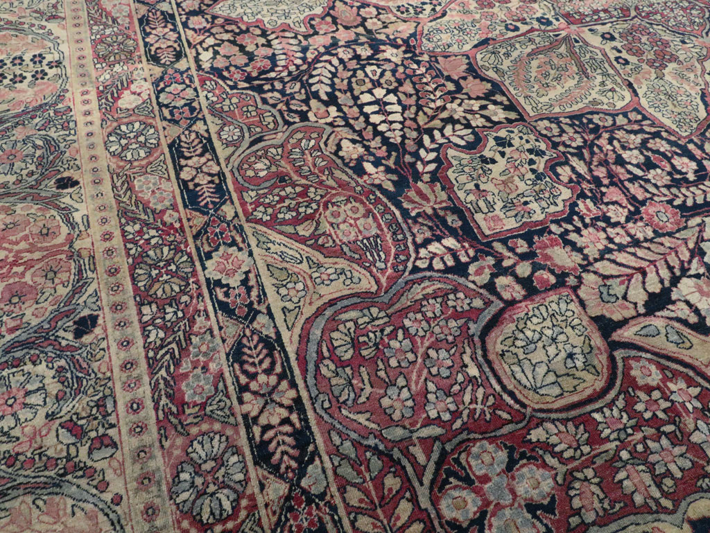 Antique Persian Lavar Kerman Carpet, No.15532 - Galerie Shabab