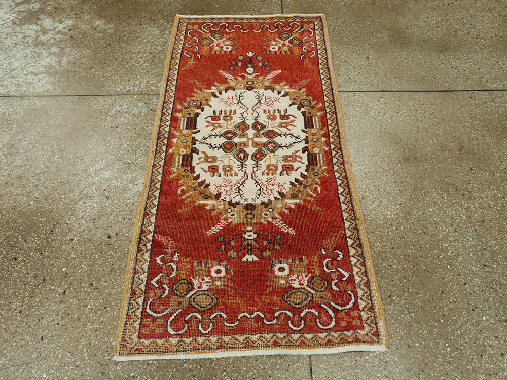 Vintage Turkish Oushak Rug, No.16028 - Galerie Shabab
