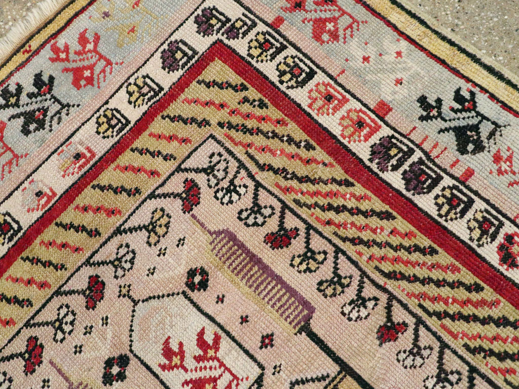 Antique Turkish Ghiordes Rug, No.16107 - Galerie Shabab