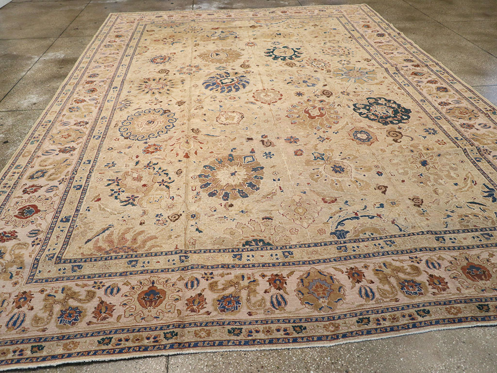 Antique Persian Tabriz Carpet, No.16127 - Galerie Shabab