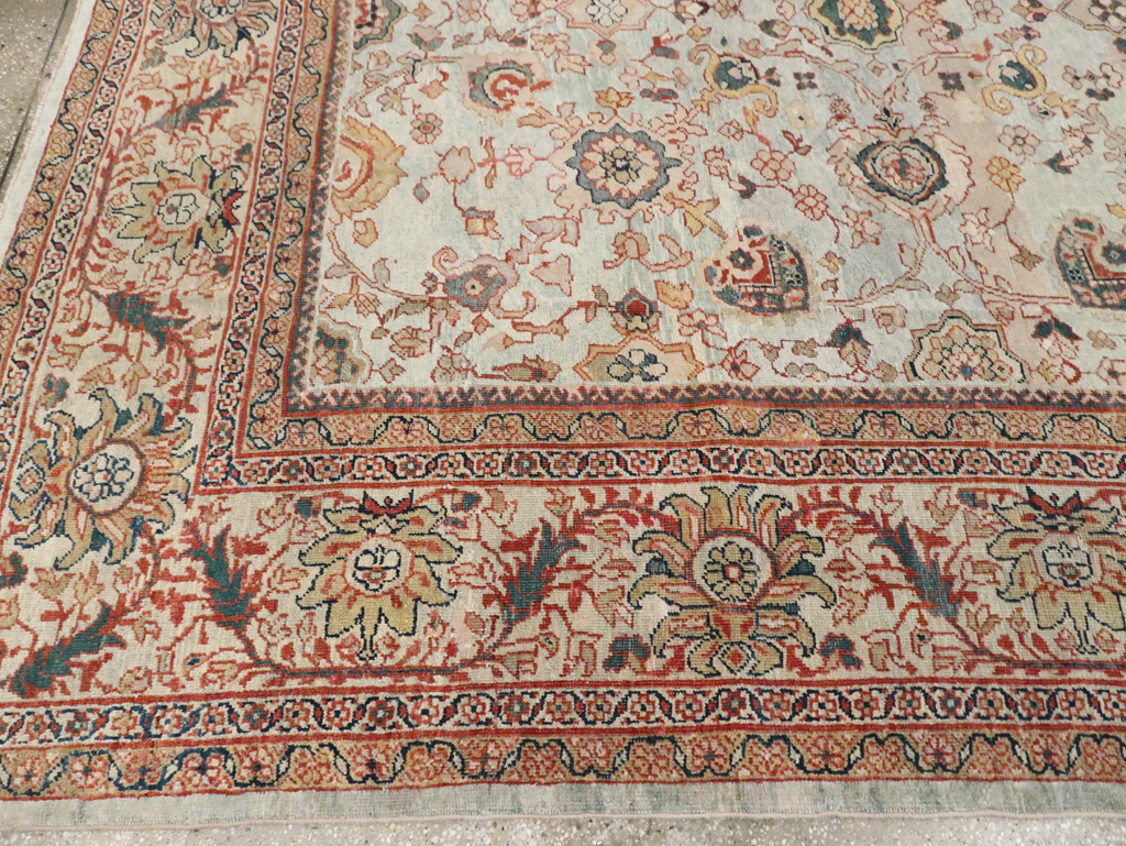 Antique Persian Sultanabad Carpet, No.16404 - Galerie Shabab