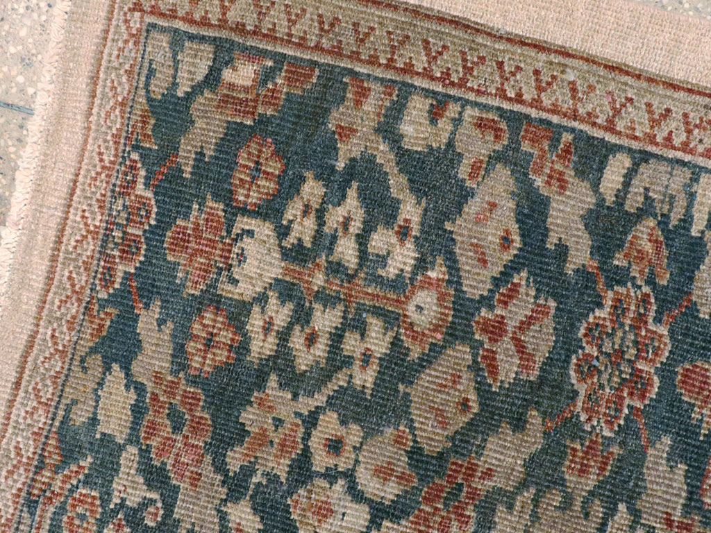 Antique Persian Mahal Rug, No.16512 - Galerie Shabab