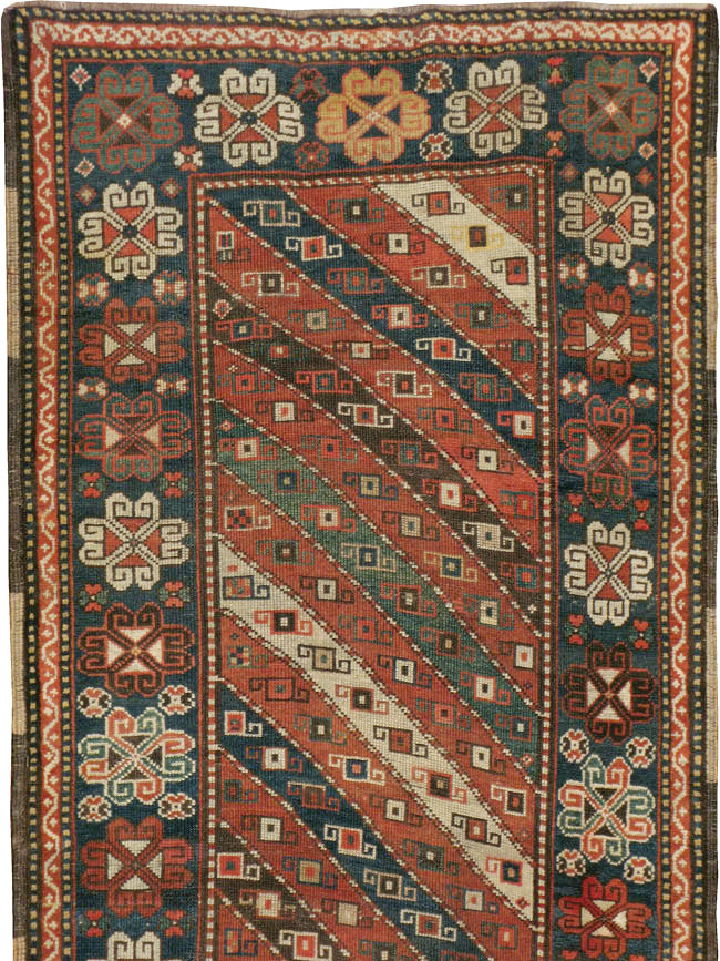 Antique Caucasian Kazak Rug, No.16583 - Galerie Shabab
