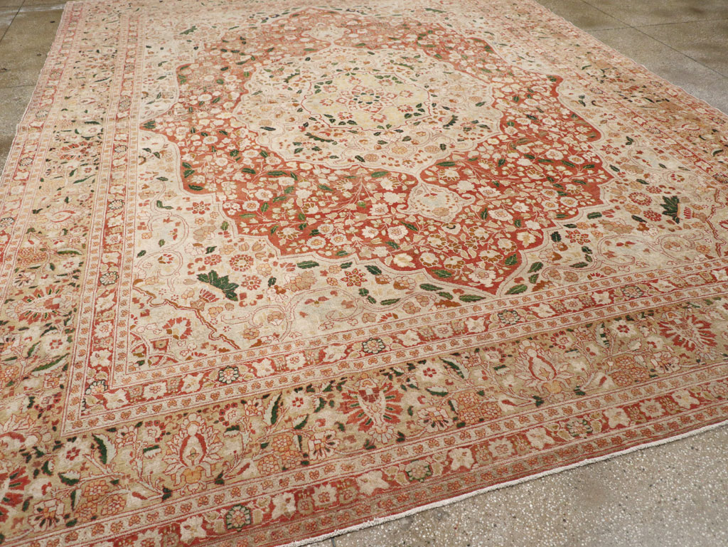 Antique Persian Tabriz Carpet, No.16633 - Galerie Shabab