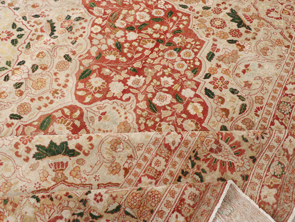 Antique Persian Tabriz Carpet, No.16633 - Galerie Shabab