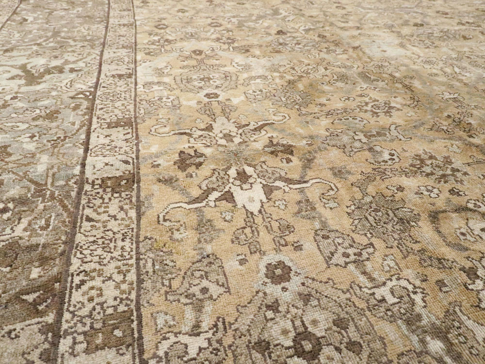 Antique Persian Tabriz Carpet, No.16671 - Galerie Shabab