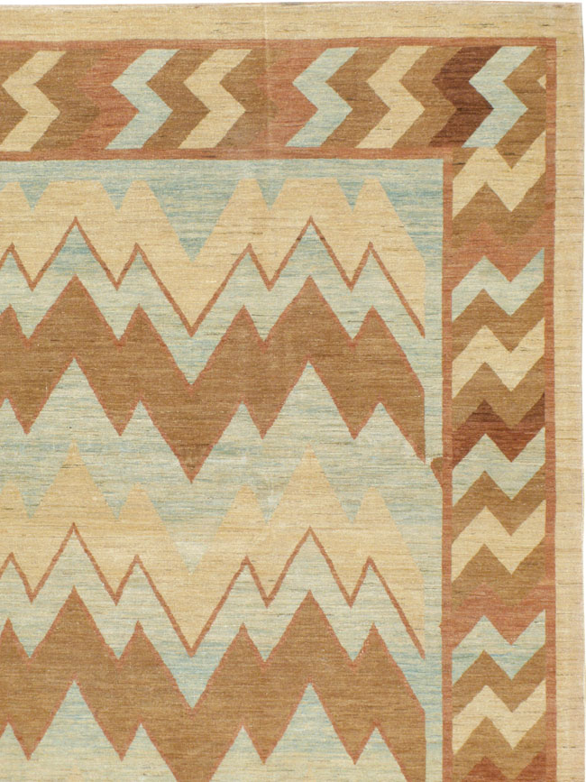 Modern Persian Tabriz Carpet, No.16858 - Galerie Shabab