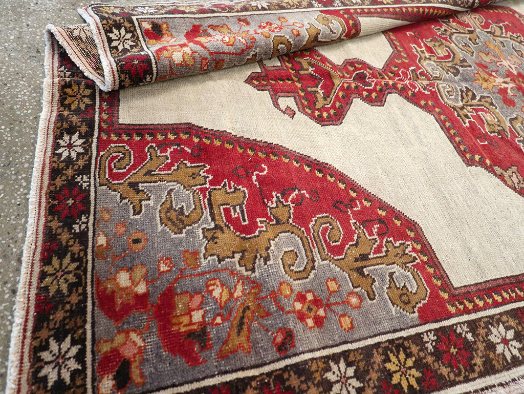 Vintage Turkish Oushak Rug, No.16982 - Galerie Shabab