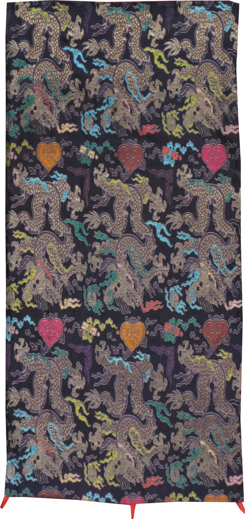 Burmese High Relief Richly Embroidered Tapestry, No.17001 - Galerie Shabab