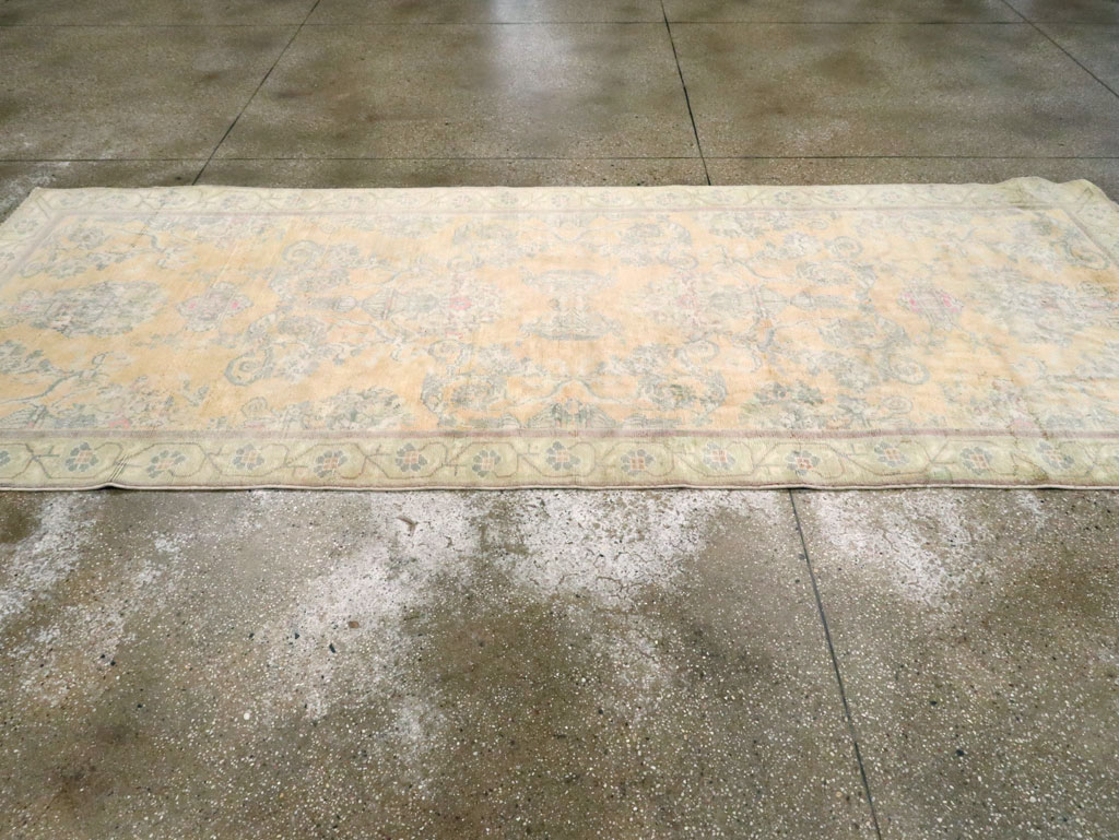 Vintage Indian Cotton Agra Wide Gallery Runner , No.17048 - Galerie Shabab