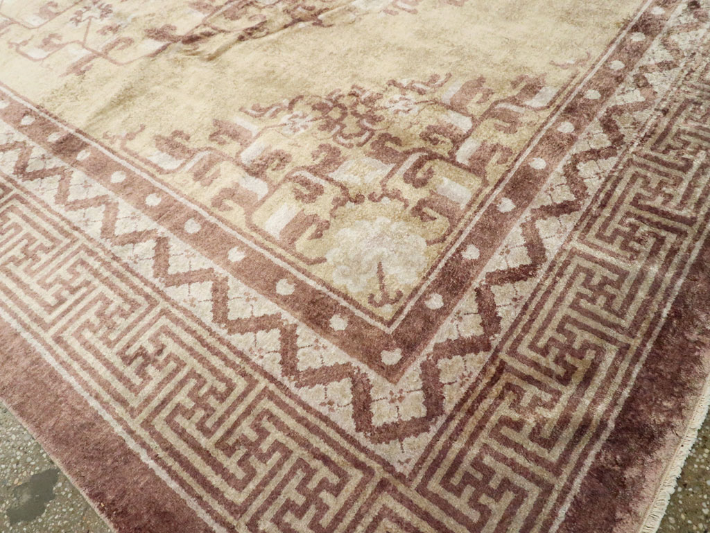 Vintage Chinese Peking Silk Carpet, No.17079 - Galerie Shabab