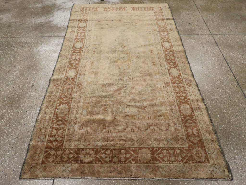 Antique Turkish Oushak Rug, No.17412 - Galerie Shabab