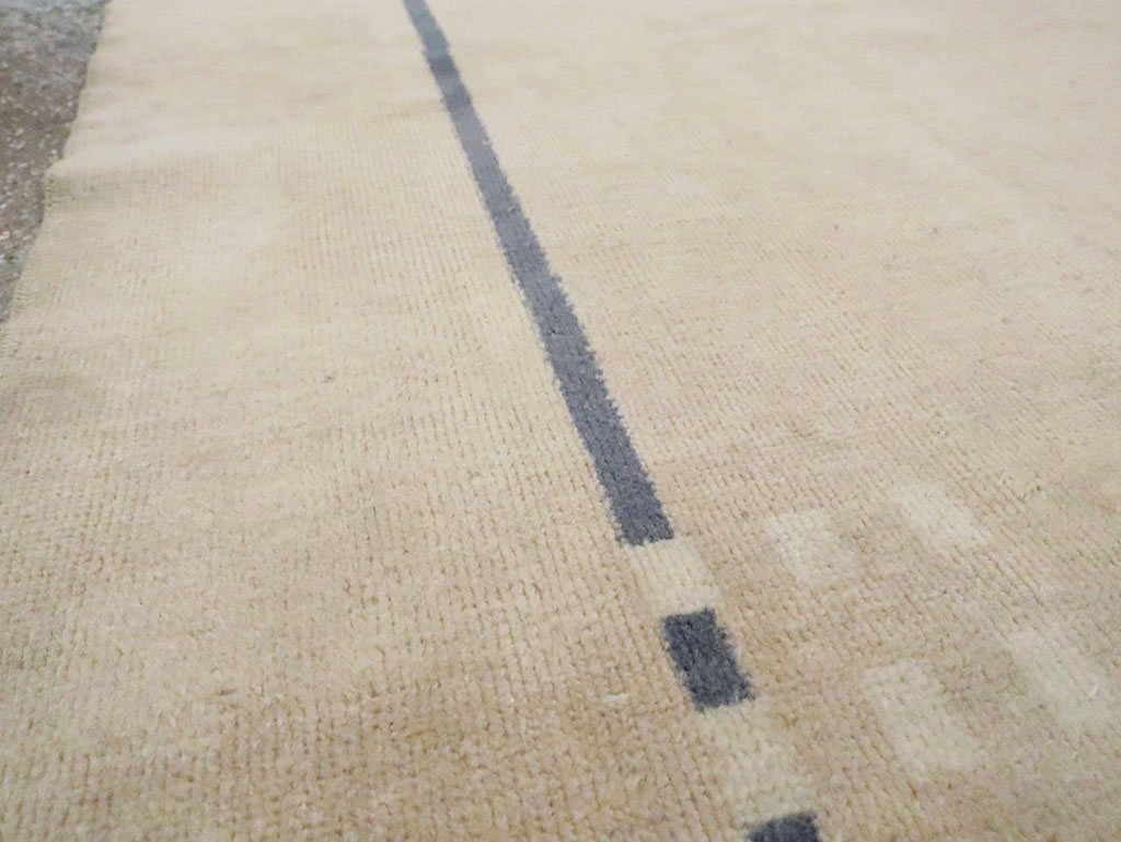 Vintage Turkish Anatolian Modernist Rug, No.17430 - Galerie Shabab