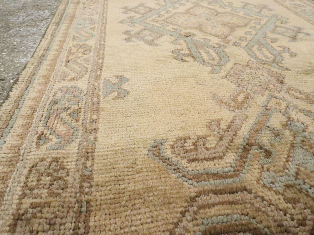Antique Turkish Oushak Runner, No.17555 - Galerie Shabab