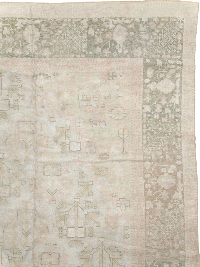 Antique Turkish Oushak Carpet, No.17710 - Galerie Shabab