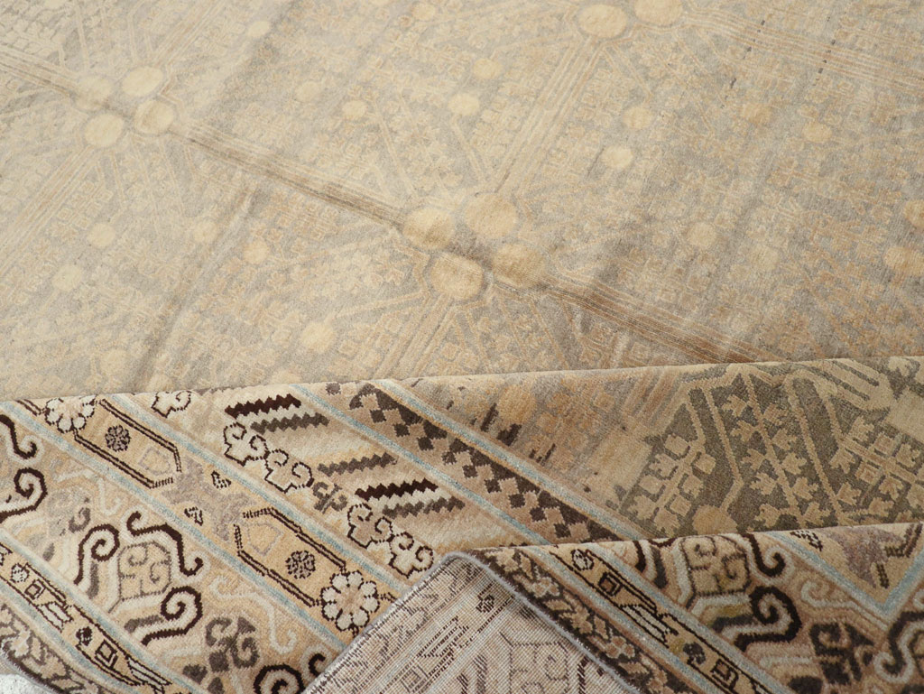 Vintage East Turkestan Khotan Carpet, No.17875 - Galerie Shabab