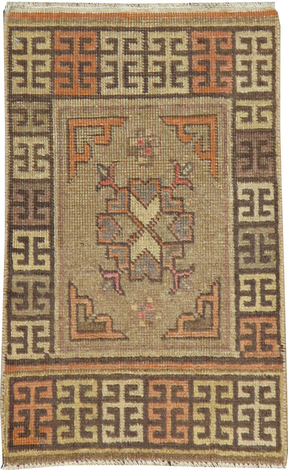 Antique East Turkestan Khotan Rug, No.17922 - Galerie Shabab