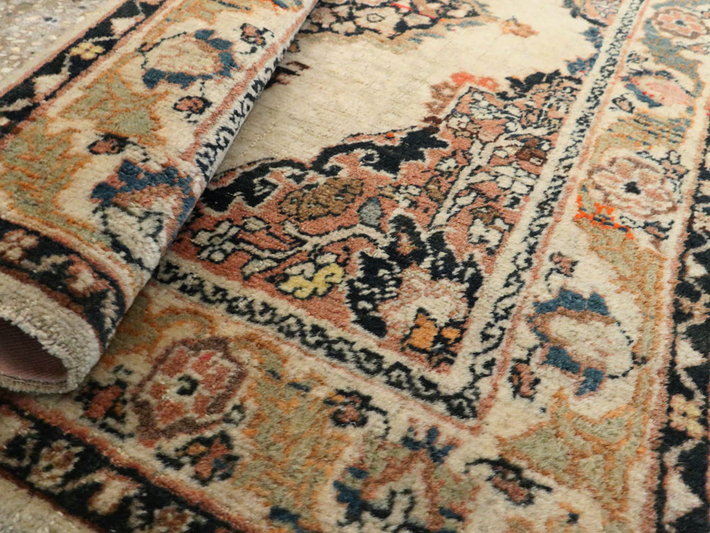 Antique Persian Tabriz Hagi Jalili Rug, No.18021 - Galerie Shabab