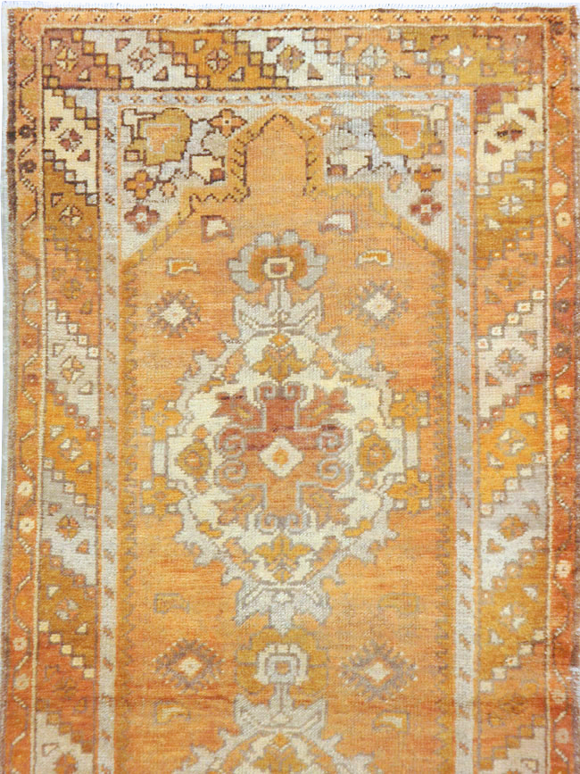 Antique Turkish Oushak Runner, No.18037 - Galerie Shabab