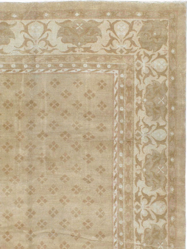 Antique Indian Agra Carpet, No.18259 - Galerie Shabab