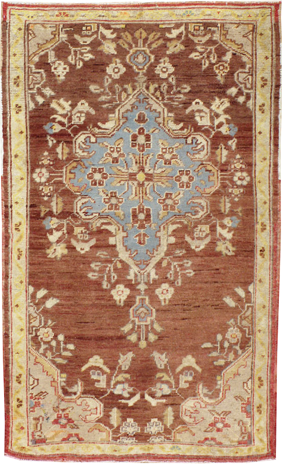Vintage Turkish Oushak Rug, No.18329 - Galerie Shabab