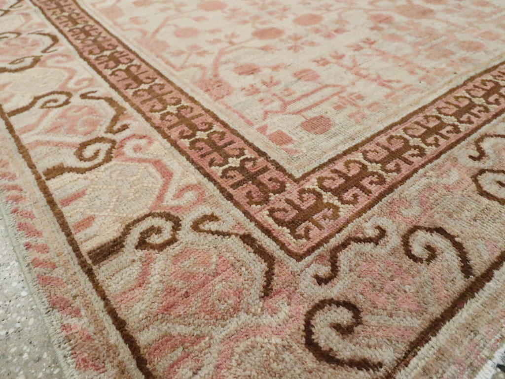 Vintage East Turkestan Khotan Rug, No.18442 - Galerie Shabab
