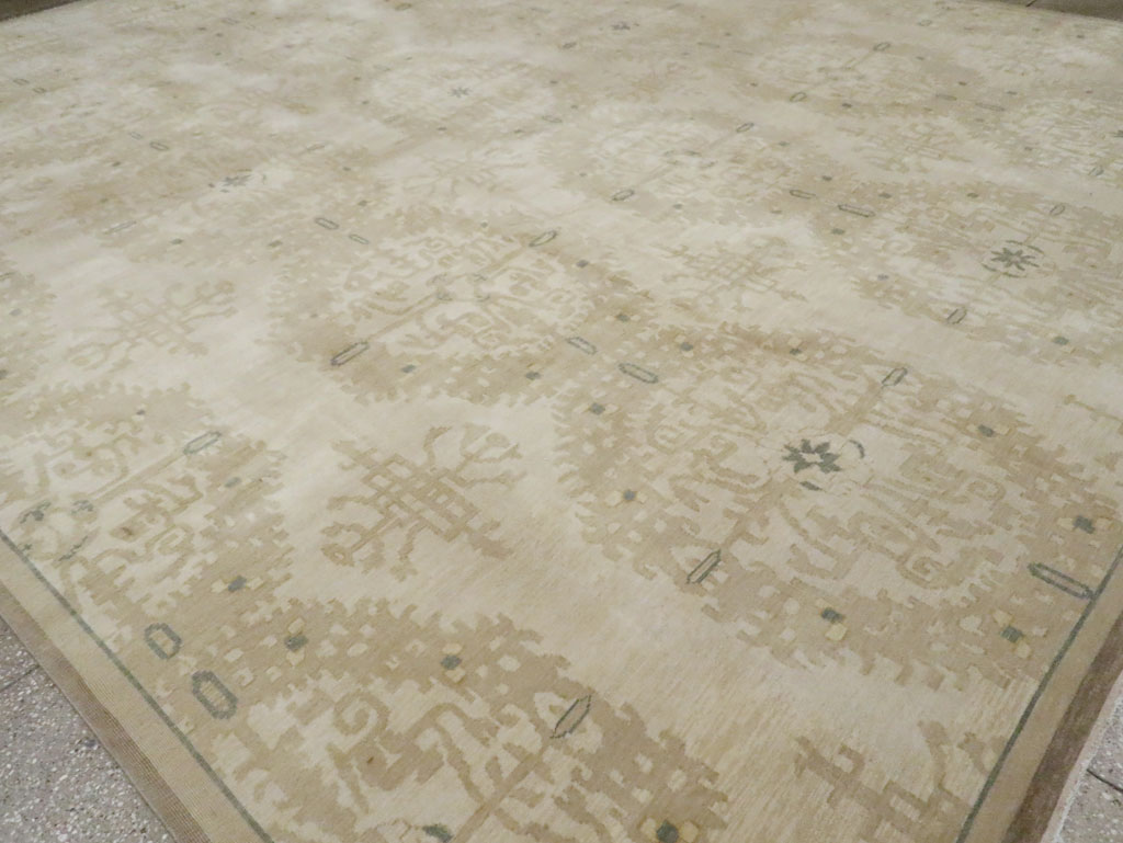Modern Indian Lahore Large Room Size Carpet, No.18659 - Galerie Shabab