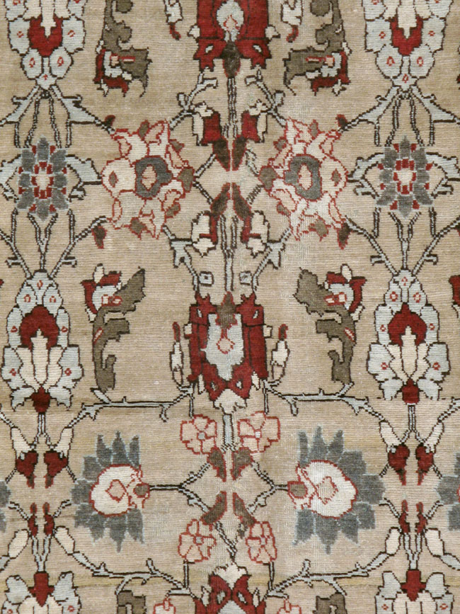 Antique Persian Tabriz Accent Rug, No.18817 - Galerie Shabab