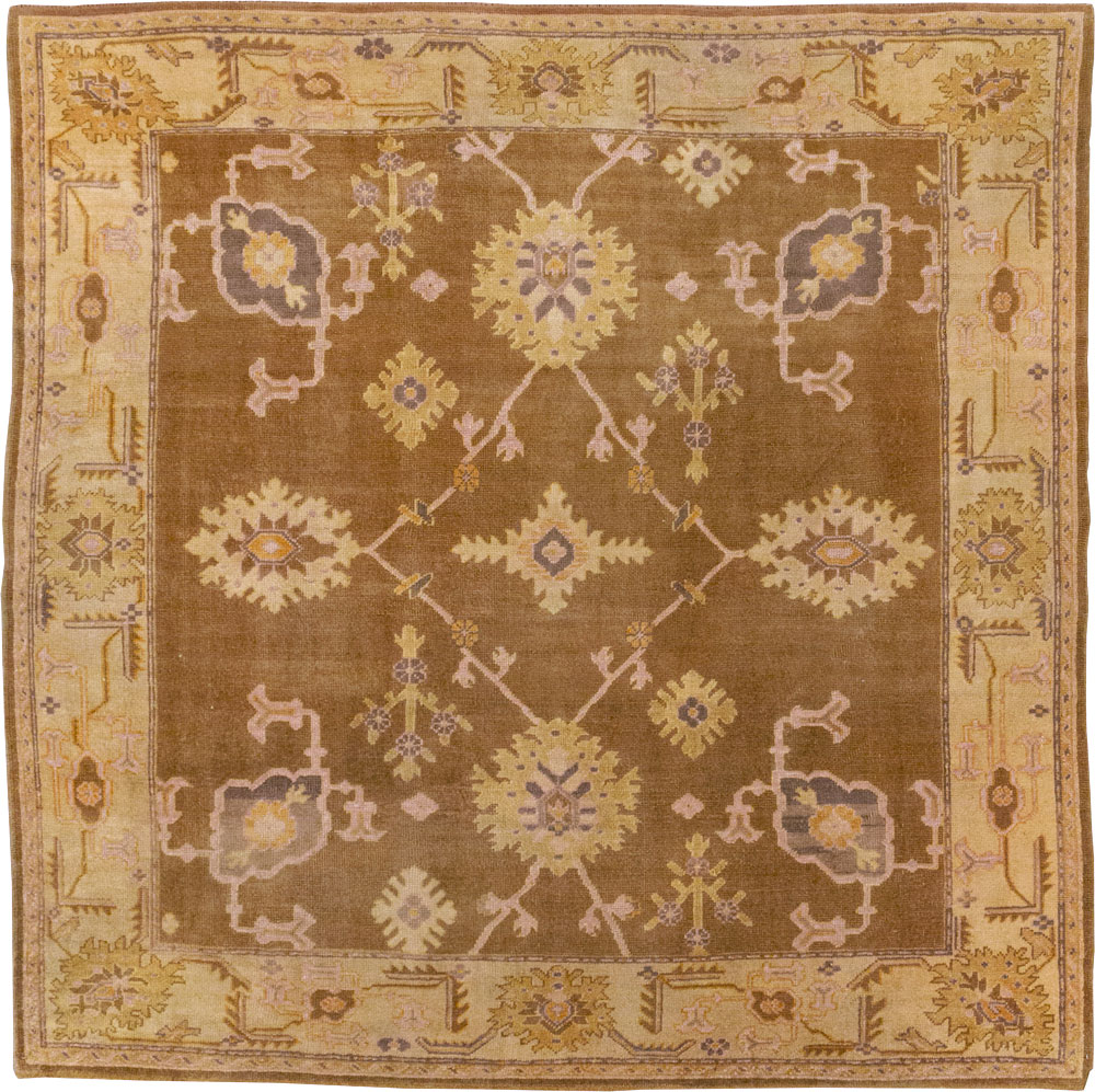 Antique Turkish Oushak Square Room Size Carpet, No.18896 - Galerie Shabab